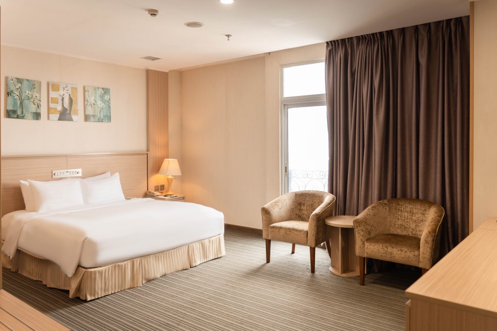 Khách sạn trung tâm với đầy đủ tiện ích, hiện đại