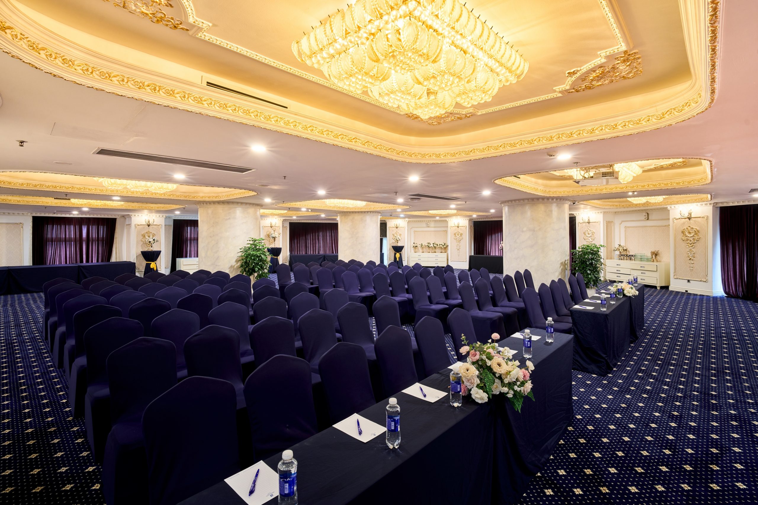 Super Candle Hotel - giải pháp hội họp hoàn hảo dành cho doanh nghiệp
