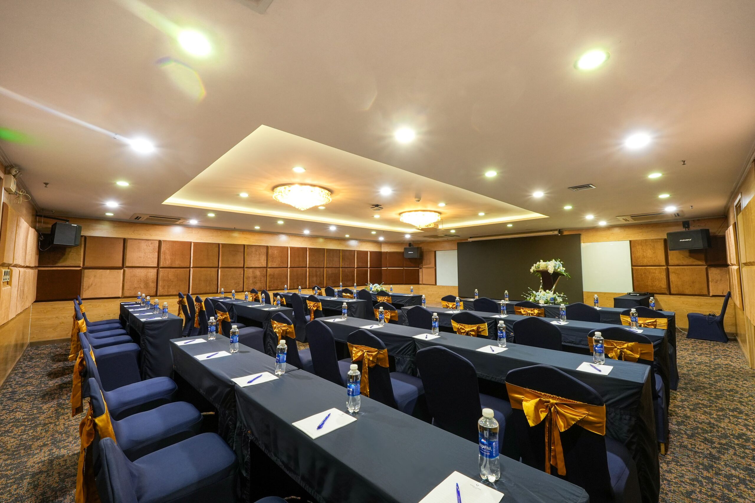 Phòng Đông Đô bố trí lớp học