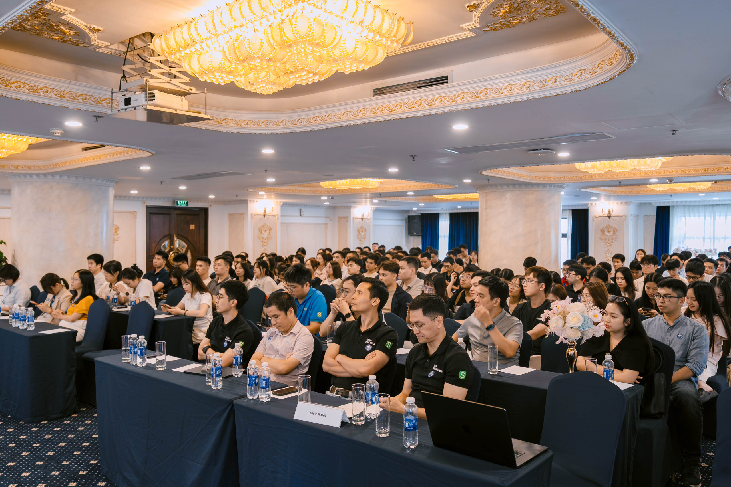 thuê tổ chức sự kiện