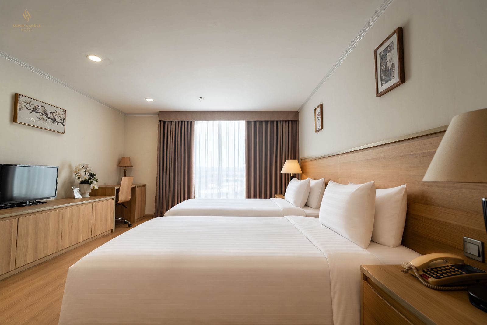 super candle hotel