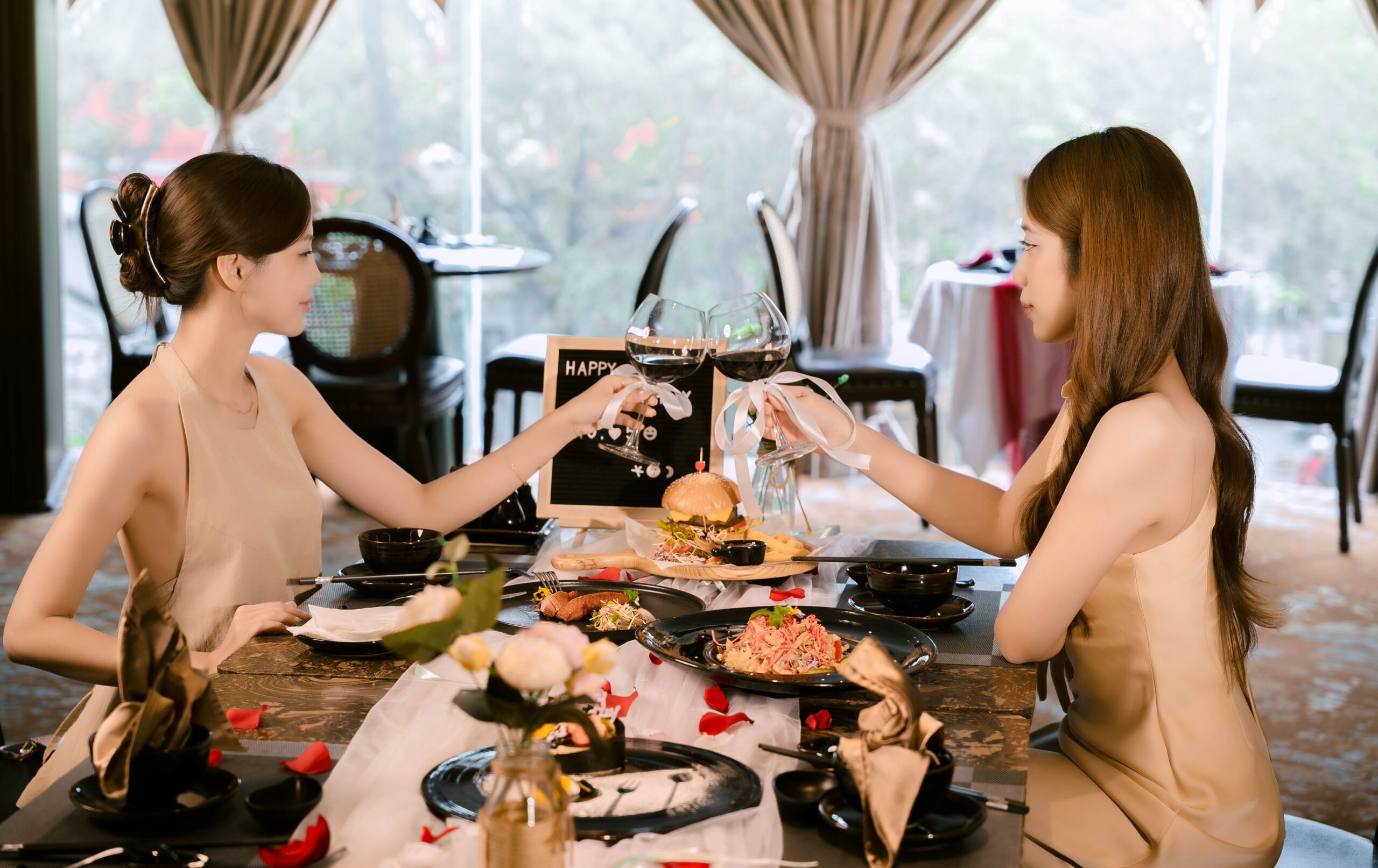 khách sạn 4 sao ở hà nội