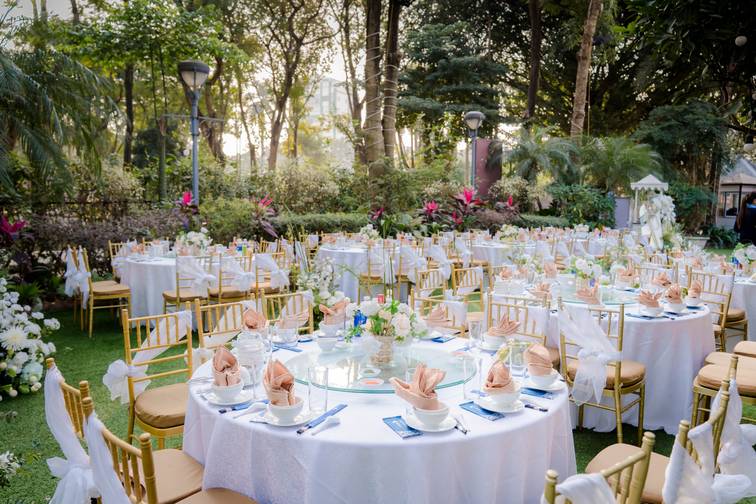 nhà hàng tổ chức gala dinner tại hà nội