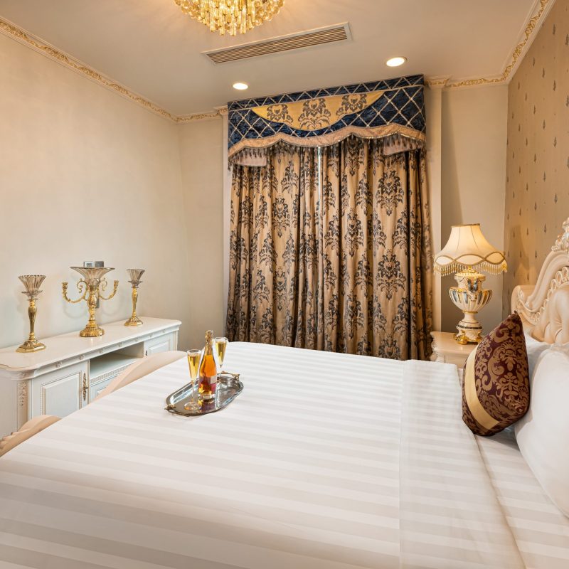 Bedroom-1-2-dong-rem-nau-scaled.jpg