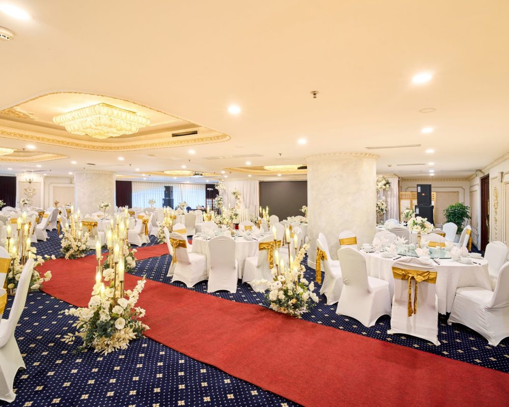 Copy of CDC04195_HDR (Copy)