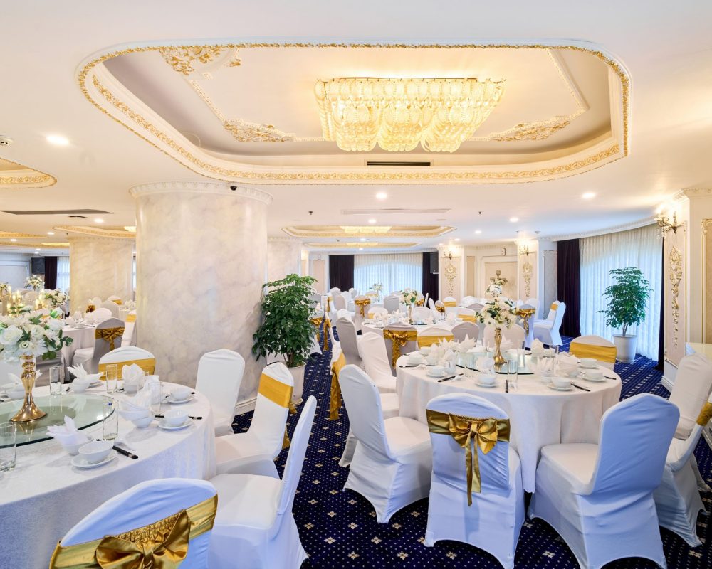 Tổ chức tiệc cưới supper candle hotel
