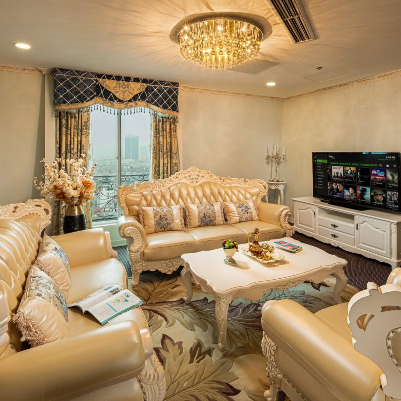 LivingRoom-3-scaled.jpg